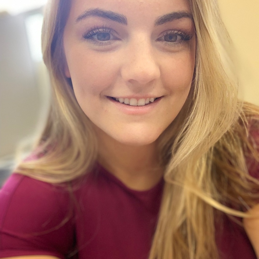 Meet your Posher, Alyssa